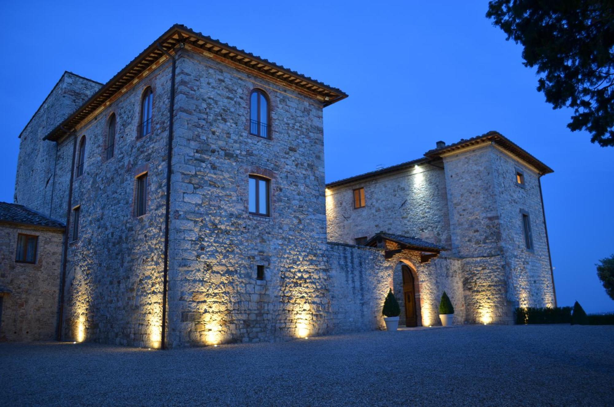הוילה קסטלינה אין קיאנטי Castello La Leccia מראה חיצוני תמונה